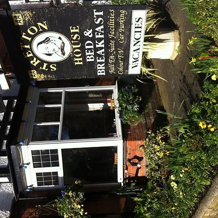 Stretton House Bed & Breakfast Stratford-upon-Avon Exterior photo